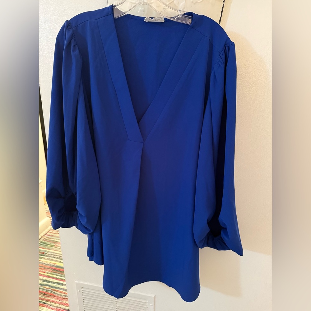 ANDREE BY UNIT Royal Blue V-Neck Blouse